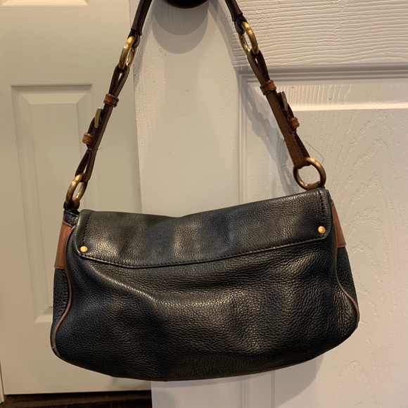 Prada - Picture 4 of 4